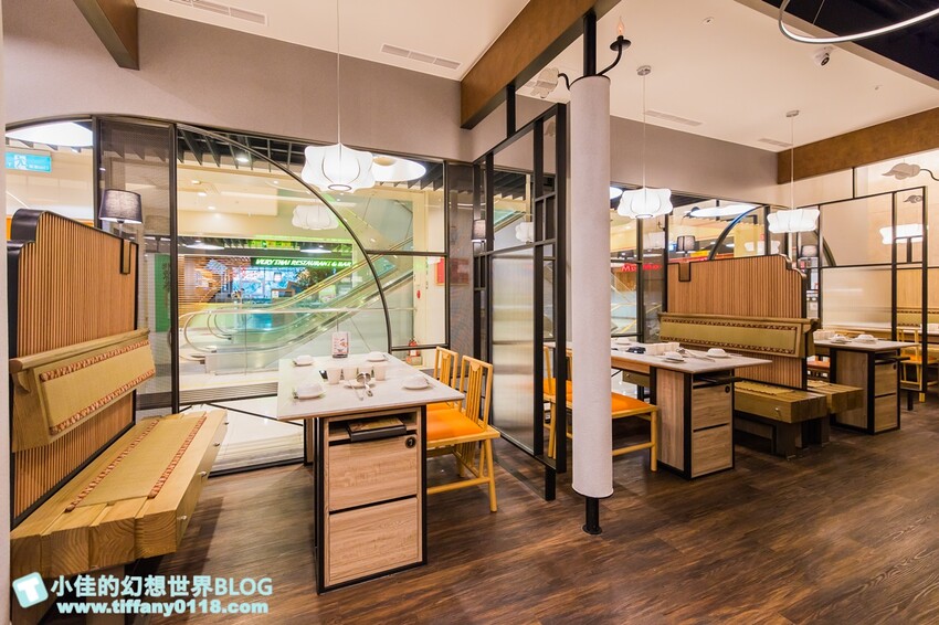 台北市信義區無老鍋信義店/獨創冰淇淋豆腐鍋湯頭一絕/8秒涮和牛入口即化/吃鍋還有手搖飲超狂/台北火鍋推薦