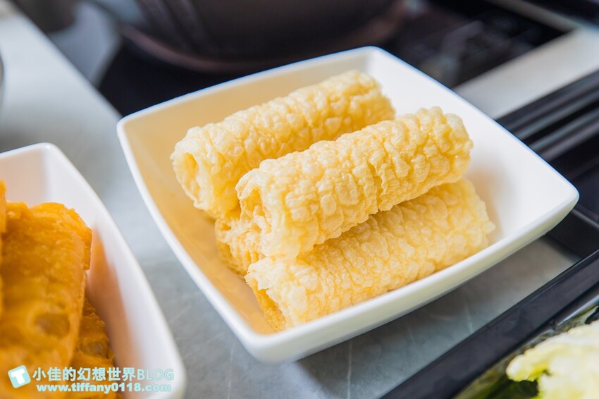 台北市信義區無老鍋信義店/獨創冰淇淋豆腐鍋湯頭一絕/8秒涮和牛入口即化/吃鍋還有手搖飲超狂/台北火鍋推薦