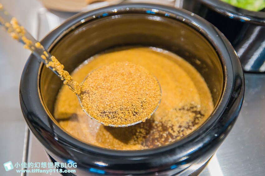 台北市信義區無老鍋信義店/獨創冰淇淋豆腐鍋湯頭一絕/8秒涮和牛入口即化/吃鍋還有手搖飲超狂/台北火鍋推薦