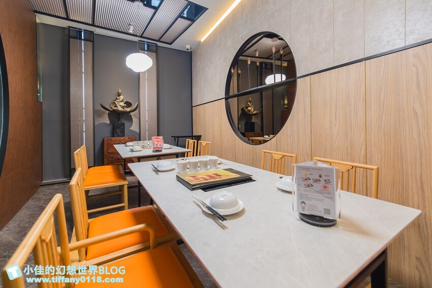 台北市信義區無老鍋信義店/獨創冰淇淋豆腐鍋湯頭一絕/8秒涮和牛入口即化/吃鍋還有手搖飲超狂/台北火鍋推薦