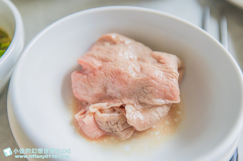 台北市信義區無老鍋信義店/獨創冰淇淋豆腐鍋湯頭一絕/8秒涮和牛入口即化/吃鍋還有手搖飲超狂/台北火鍋推薦