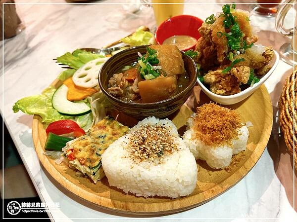 【食記】基隆-隱家茶寮║雨都篇