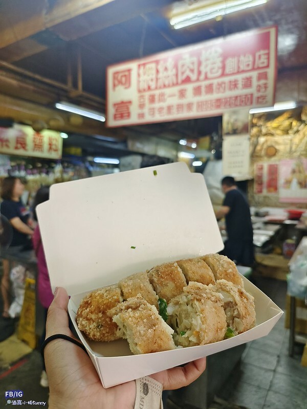 嘉義美食｜東市場8家必吃人氣美食,王家祖傳本產牛肉湯,阿富網絲肉捲,蕭家春捲
