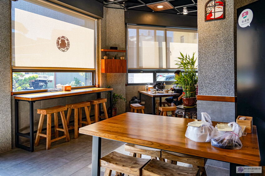 苗栗縣卓蘭鎮苗栗卓蘭美食-鵝行天下萬家香麵館-道地的客家美食,四川成都酸辣粉酸辣夠味/鄰近卓蘭峩崙廟