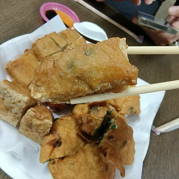 南投縣南投市(南投)阿蓮扣仔嗲-傳承四代的好滋味,最愛肉嗲跟炸香菜