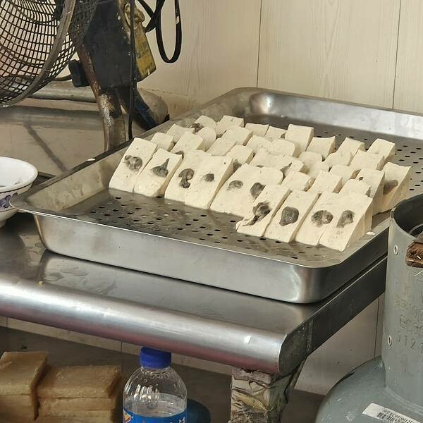 南投縣南投市(南投)阿蓮扣仔嗲-傳承四代的好滋味,最愛肉嗲跟炸香菜