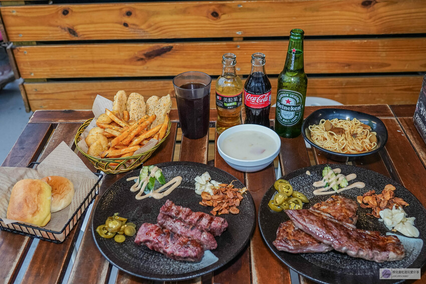 桃園中壢牛排推薦！熾焰美式炭烤牛排原肉炭烤，玉米濃湯無限續