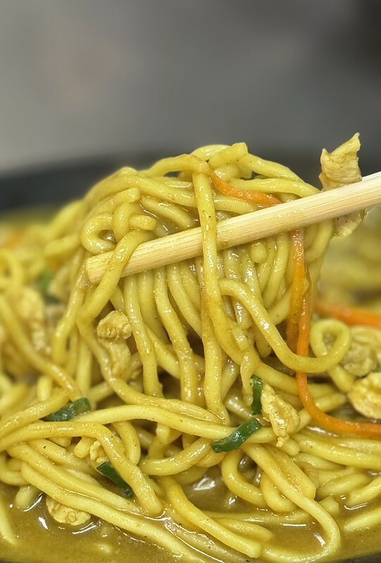 仁愛市場美食攻略：必吃阿嬌炒麵，基隆咖哩炒麵老字號排隊名店