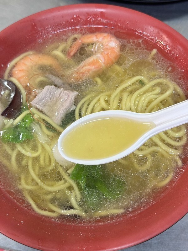 仁愛市場美食攻略：必吃阿嬌炒麵，基隆咖哩炒麵老字號排隊名店