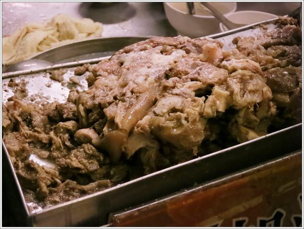 高雄-美食小吃-郭家肉粽、碗粿-豬腳