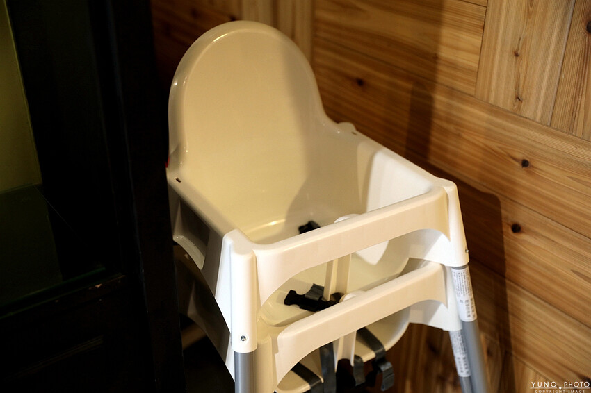 新竹市北區極致麻辣與酸菜白肉鴛鴦鍋 打造味覺盛宴 酸菜、豆腐、鴨血無限續 和牛＆大龍蝦海鮮盤超澎湃