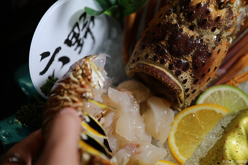 新竹市北區極致麻辣與酸菜白肉鴛鴦鍋 打造味覺盛宴 酸菜、豆腐、鴨血無限續 和牛＆大龍蝦海鮮盤超澎湃