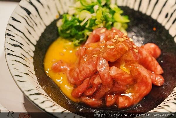 {台中美食}和牛EMPEROR 日式燒肉/絕對是全台最美味的