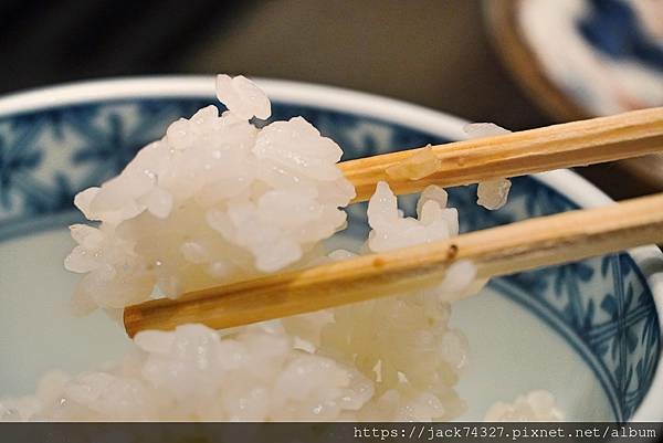 {台中美食}和牛EMPEROR 日式燒肉/絕對是全台最美味的