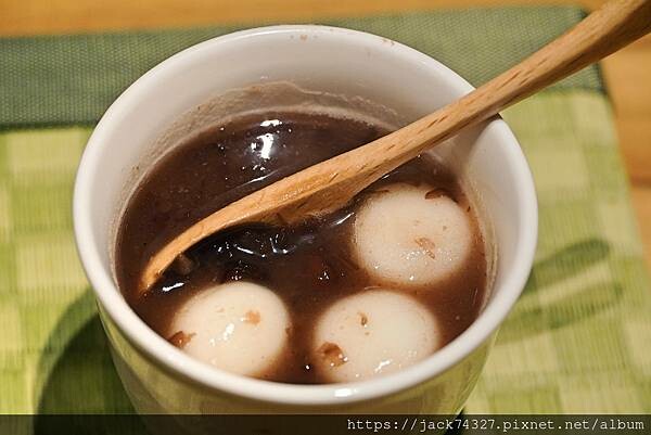 {台中美食}和牛EMPEROR 日式燒肉/絕對是全台最美味的