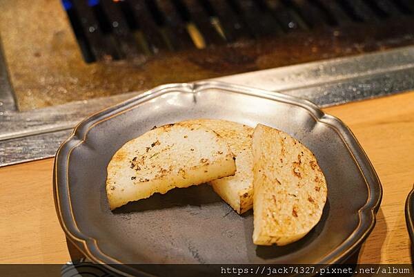 {台中美食}和牛EMPEROR 日式燒肉/擁有日本指定和牛販