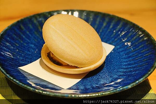 {台中美食}和牛EMPEROR 日式燒肉/絕對是全台最美味的