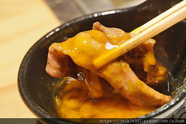 {台中美食}和牛EMPEROR 日式燒肉/絕對是全台最美味的