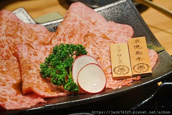 {台中美食}和牛EMPEROR 日式燒肉/絕對是全台最美味的