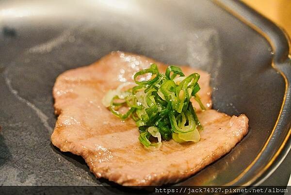 {台中美食}和牛EMPEROR 日式燒肉/絕對是全台最美味的