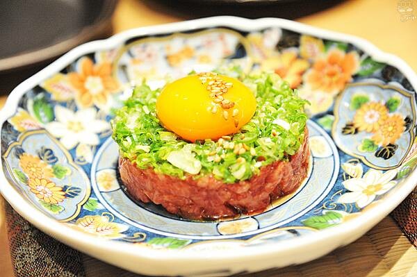 台中和牛燒肉推薦，和牛EMPEROR，日本A5和牛專賣，專人