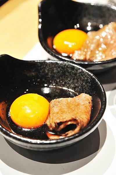 台中和牛燒肉推薦，和牛EMPEROR，日本A5和牛專賣，專人