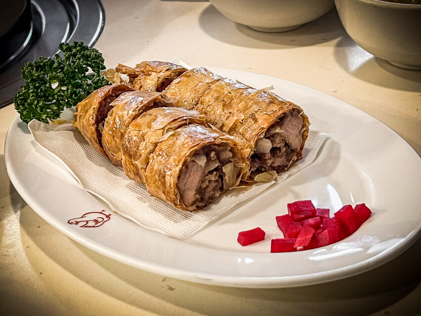 雞家莊本店！台北米其林推薦台菜餐廳，經典三色雞與布丁的美味傳奇