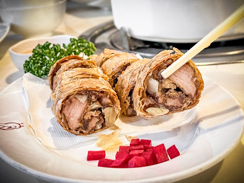 雞家莊本店！台北米其林推薦台菜餐廳，經典三色雞與布丁的美味傳奇