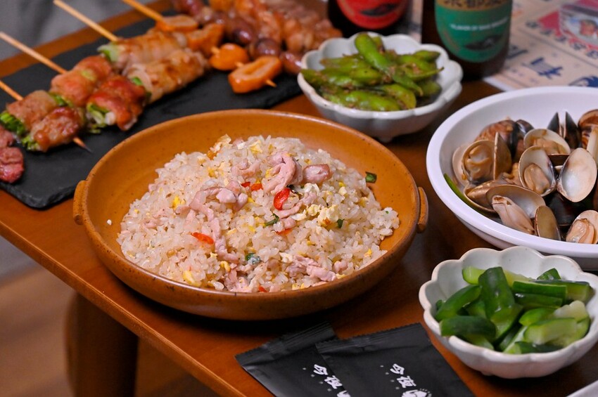 台中市北屯區台中北屯美食推薦 隱藏北屯好市多旁私藏好評串燒店 還有轉播運動比賽/今夜有局串燒餐館
