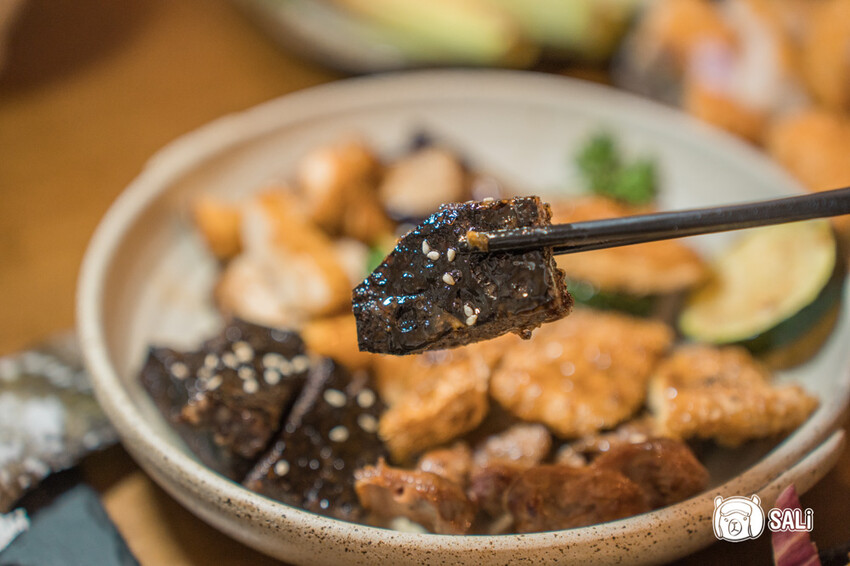 今夜有局串燒餐館｜台中北屯串燒推薦 Google 4.9高評價，平價燒烤菜色豐富，聚會看球首選 - 莎笠，小日子