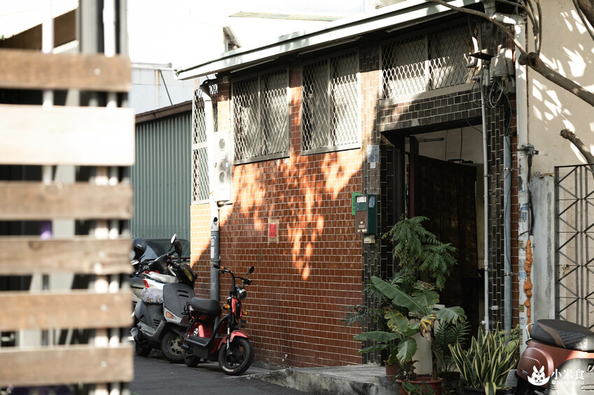 巴巴娘惹南洋料理重新開幕｜低調重返，走入民宅解個饞｜台中海南雞｜北區小吃推薦 - 小米食