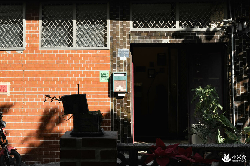 巴巴娘惹南洋料理重新開幕｜低調重返，走入民宅解個饞｜台中海南雞｜北區小吃推薦 - 小米食