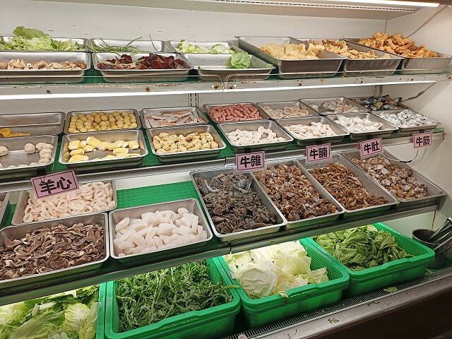 冬天必吃羊肉爐!苗栗「不打羊」火鍋吃到飽,自助吧超澎湃,CP值爆棚。