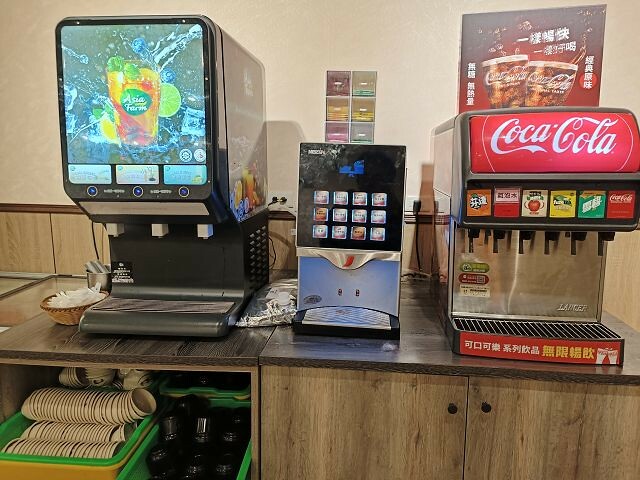 冬天必吃羊肉爐!苗栗「不打羊」火鍋吃到飽,自助吧超澎湃,CP值爆棚。