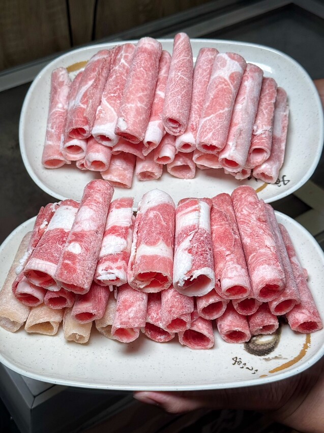 【不打羊-頭份店羊肉爐牛肉爐吃到飽】每人530元起就能享上百種豐富食材吃到飽，還能免費升級鴛鴦鍋！月底吃土又想吃羊肉爐吃到飽，就來不打羊吧！ - 阿華田的美食日記