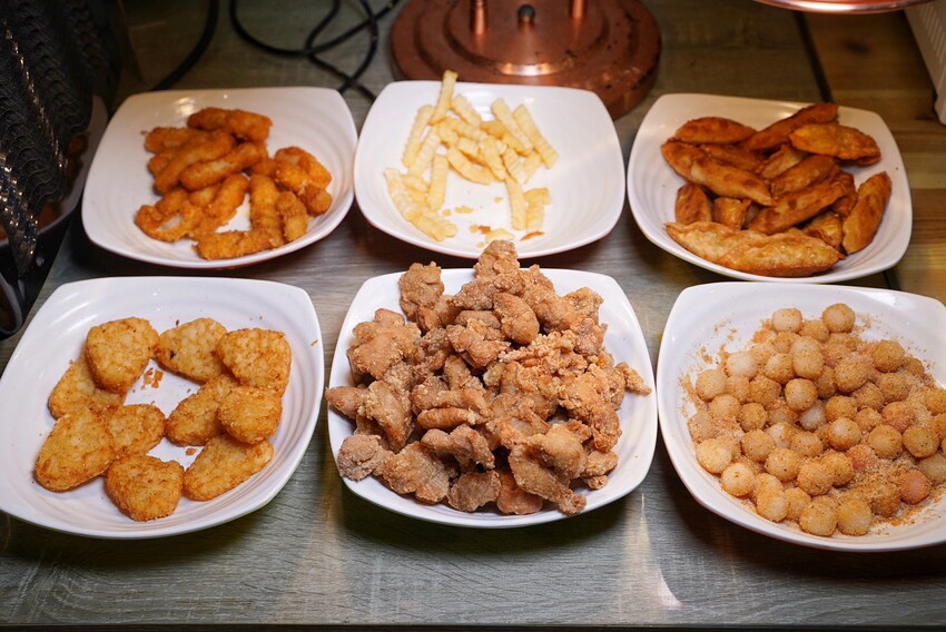 【不打羊-頭份店羊肉爐牛肉爐吃到飽】每人530元起就能享上百種豐富食材吃到飽，還能免費升級鴛鴦鍋！月底吃土又想吃羊肉爐吃到飽，就來不打羊吧！ - 阿華田的美食日記