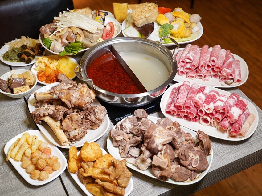 【不打羊-頭份店羊肉爐牛肉爐吃到飽】每人530元起就能享上百種豐富食材吃到飽，還能免費升級鴛鴦鍋！月底吃土又想吃羊肉爐吃到飽，就來不打羊吧！ - 阿華田的美食日記