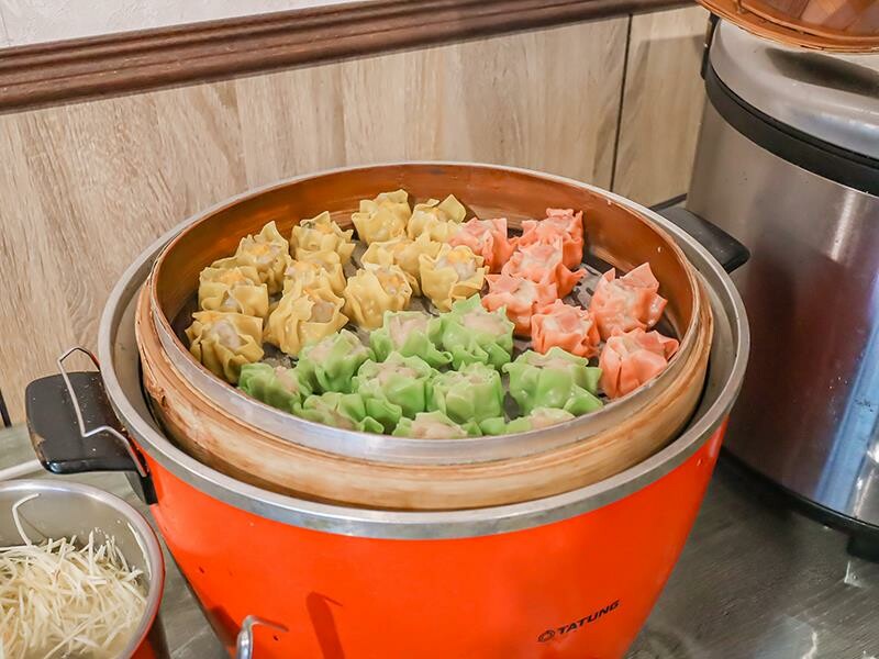 苗栗頭份吃到飽天堂！不打羊羊肉爐牛肉爐吃到飽，肉品 炸物 甜點自助吧超狂。