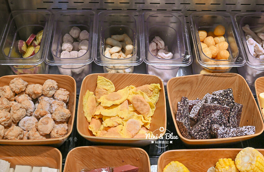 肉多多台中秀泰店，蔬菜自助吧吃到飽推薦，平日午餐3.5小時讓你慢慢吃-妮妮布魯