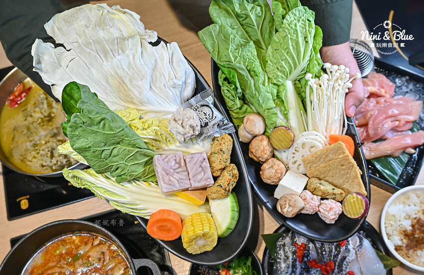 肉多多台中秀泰店，蔬菜自助吧吃到飽推薦，平日午餐3.5小時讓你慢慢吃-妮妮布魯