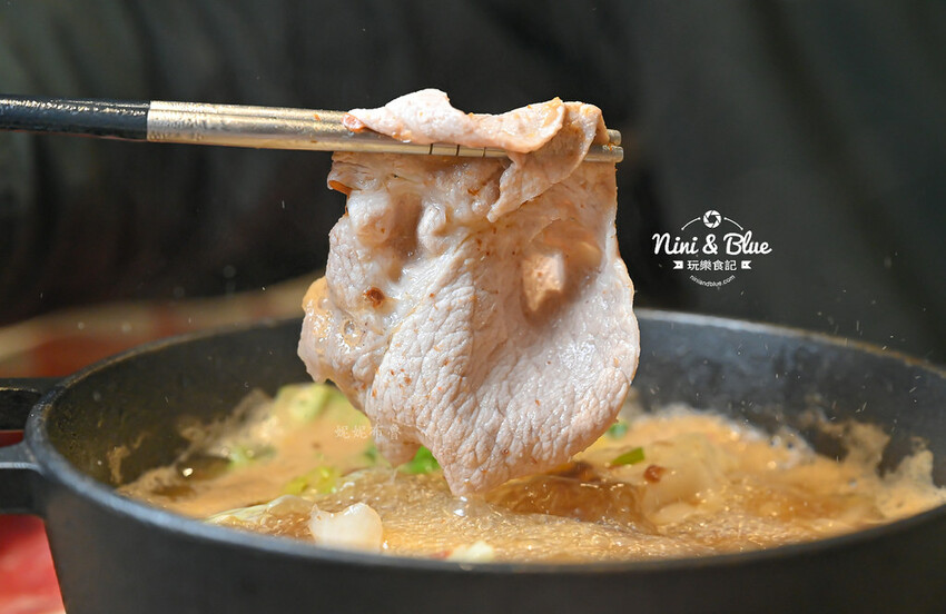 肉多多台中秀泰店，蔬菜自助吧吃到飽推薦，平日午餐3.5小時讓你慢慢吃-妮妮布魯