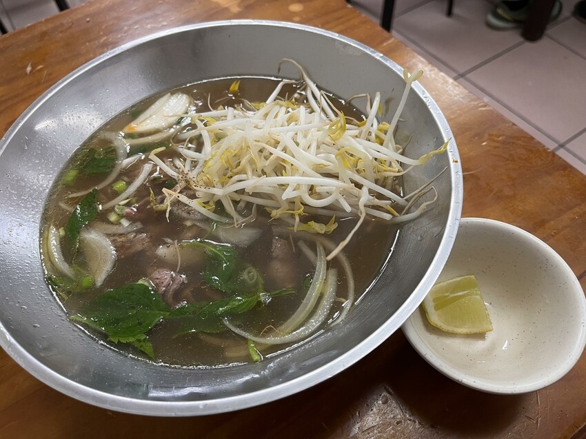 桃園市桃園區【桃園越式】需要一點耐心的好吃越式料理!【食之悅】海鮮炒飯我超推