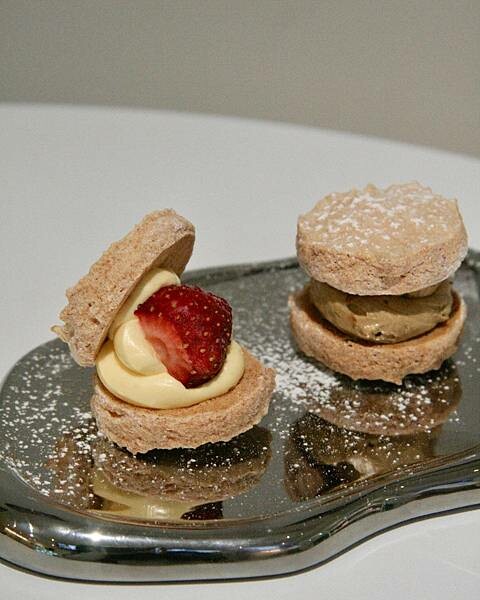 台北市大安區【美食】忠孝敦化咖啡廳｜BELLISSIMO 布里斯哞｜精緻的提拉米蘇可頌｜澳洲咖啡