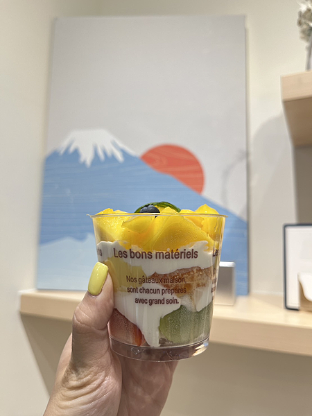 【基隆甜點推薦】禾月堂菓子工坊｜人氣乳酪塔、可麗露、生乳捲通