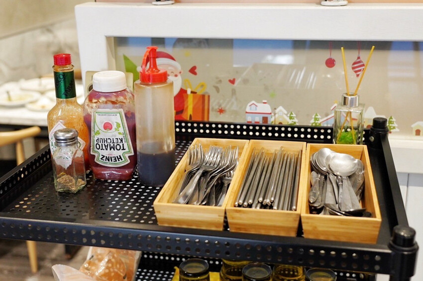 早午餐菜單近100種選擇！手打牛肉漢堡排每日限量！Brunch拼盤附飲料才99元～