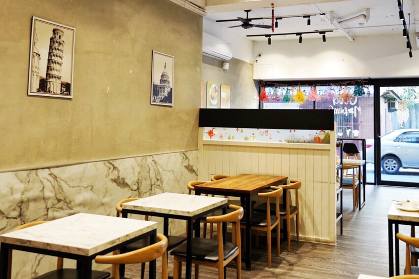 早午餐菜單近100種選擇！手打牛肉漢堡排每日限量！Brunch拼盤附飲料才99元～