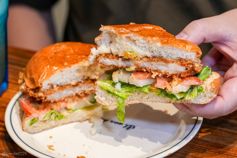 桃園｜丄青初食(桃園店)，隱藏在巷弄的文青早午餐，環境舒適，餐點豐富！