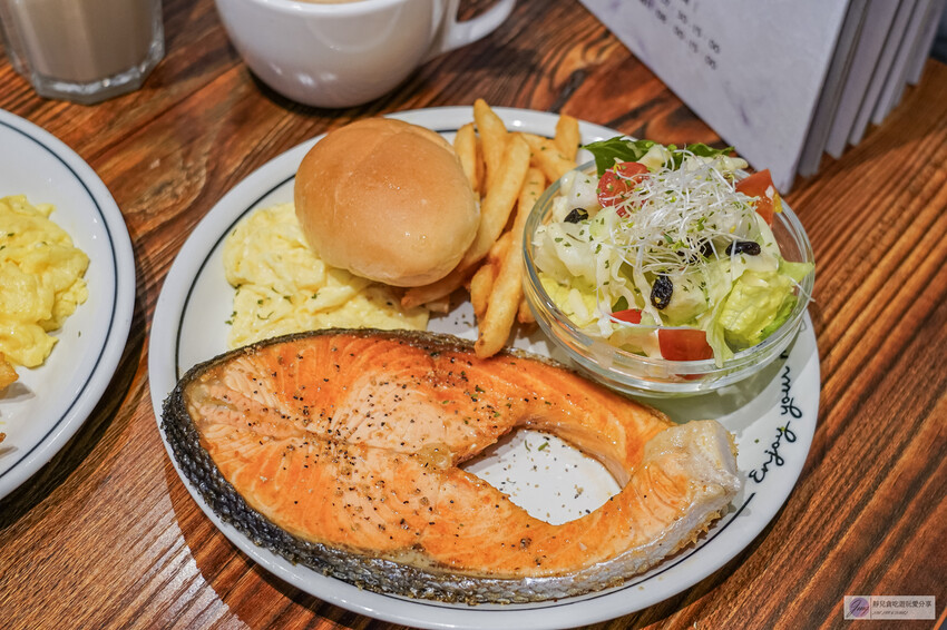 桃園市桃園區美食-丄青初食 桃園店