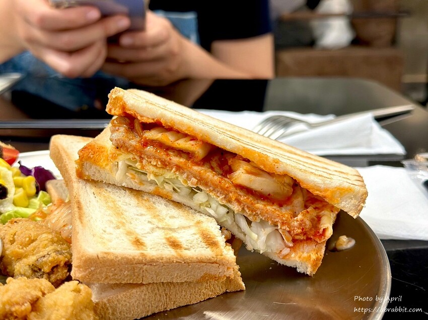 台中市北區北區早午餐-米路朝食所，近中國醫有質感的早午餐店