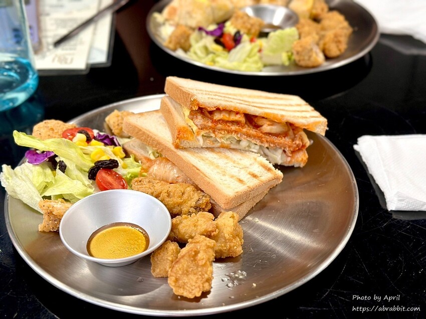 台中市北區北區早午餐-米路朝食所，近中國醫有質感的早午餐店